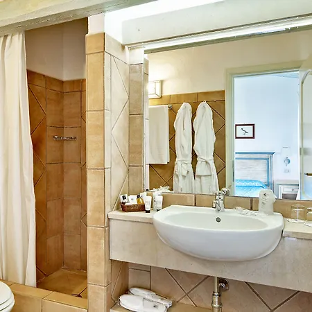 호텔 Colonna Park 4*