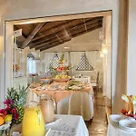Colonna Park 4*