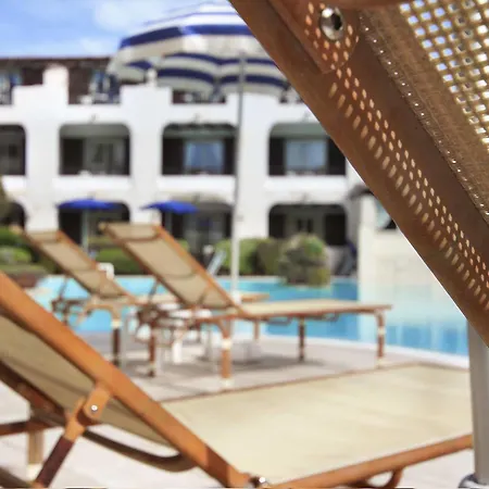Colonna Park 4*