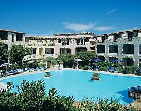 Colonna Park 4*