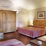 Colonna Park 4*